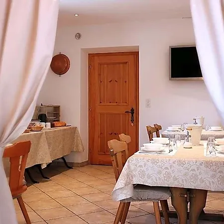 Otel Sfazu Poschiavo